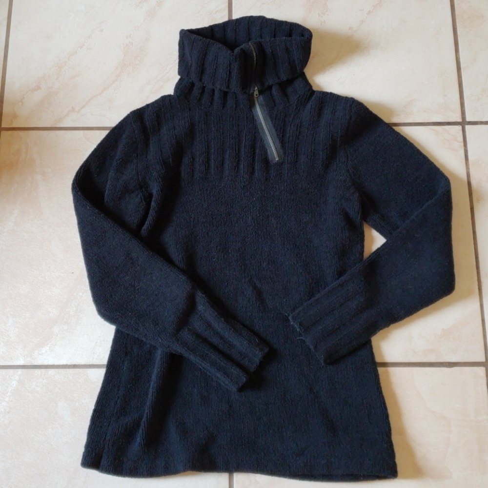 Royal Robbins Sweater